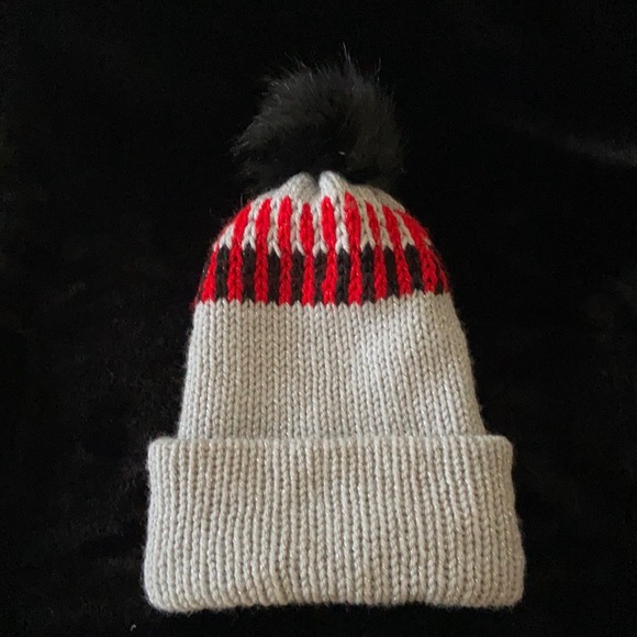 New handmade knitted winter hat 🧶❄️ - Picture 2 of 5